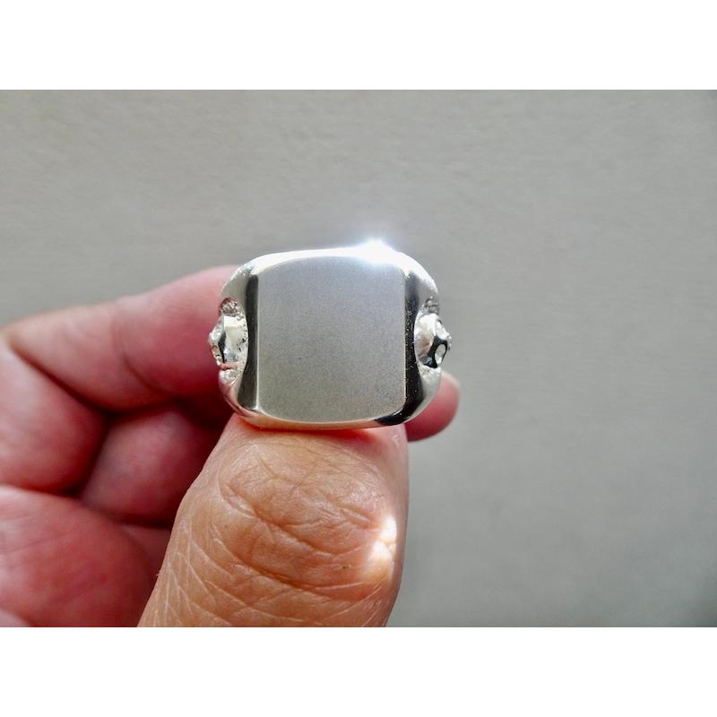 仁尾彫金『ラッキースカル印台リング』ハンドメイド244 仁尾彫金『ラッキースカル印台リング』ハンドメイド24499 : 仁尾