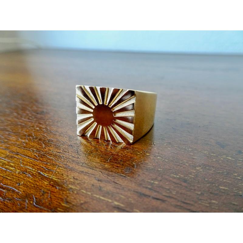 仁尾彫金『k18太陽の印台リング2、磨き』ハンドメイド325 仁尾彫金『k18太陽の印台リング2、磨き』ハンドメイド325 : 仁尾彫金