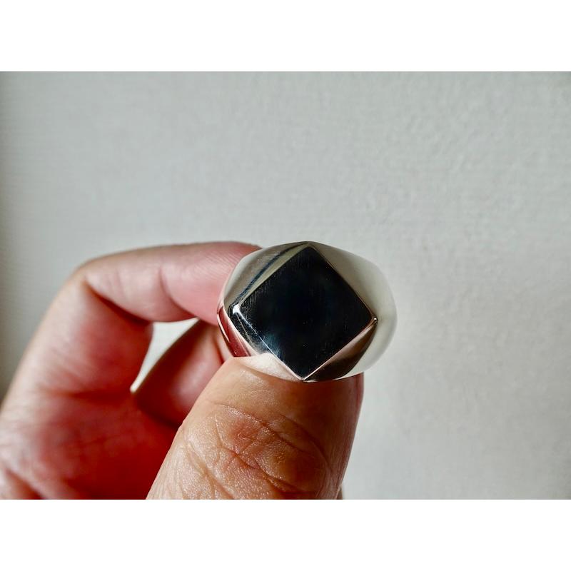 仁尾彫金『菱形印台リング、磨き』ハンドメイド341 仁尾彫金『菱形印台リング、磨き』ハンドメイド341 : 仁尾彫金