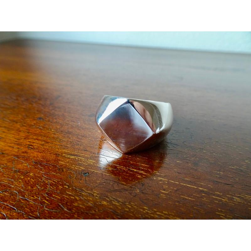 仁尾彫金『菱形印台リング、磨き』ハンドメイド341 仁尾彫金『菱形印台リング、磨き』ハンドメイド341 : 仁尾彫金