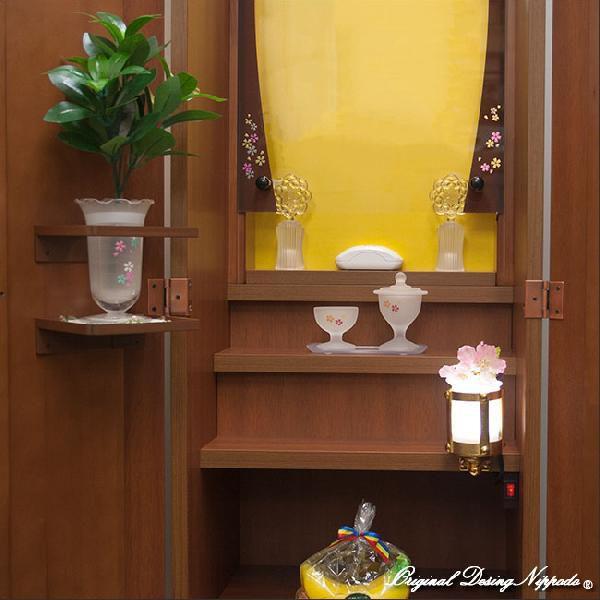 【訳あり・新品】 創価学会仏壇　桜スイング　桜蒔絵　オーク色　仏具　付属品　LED照明付 【SKC2205042912】(79120円)