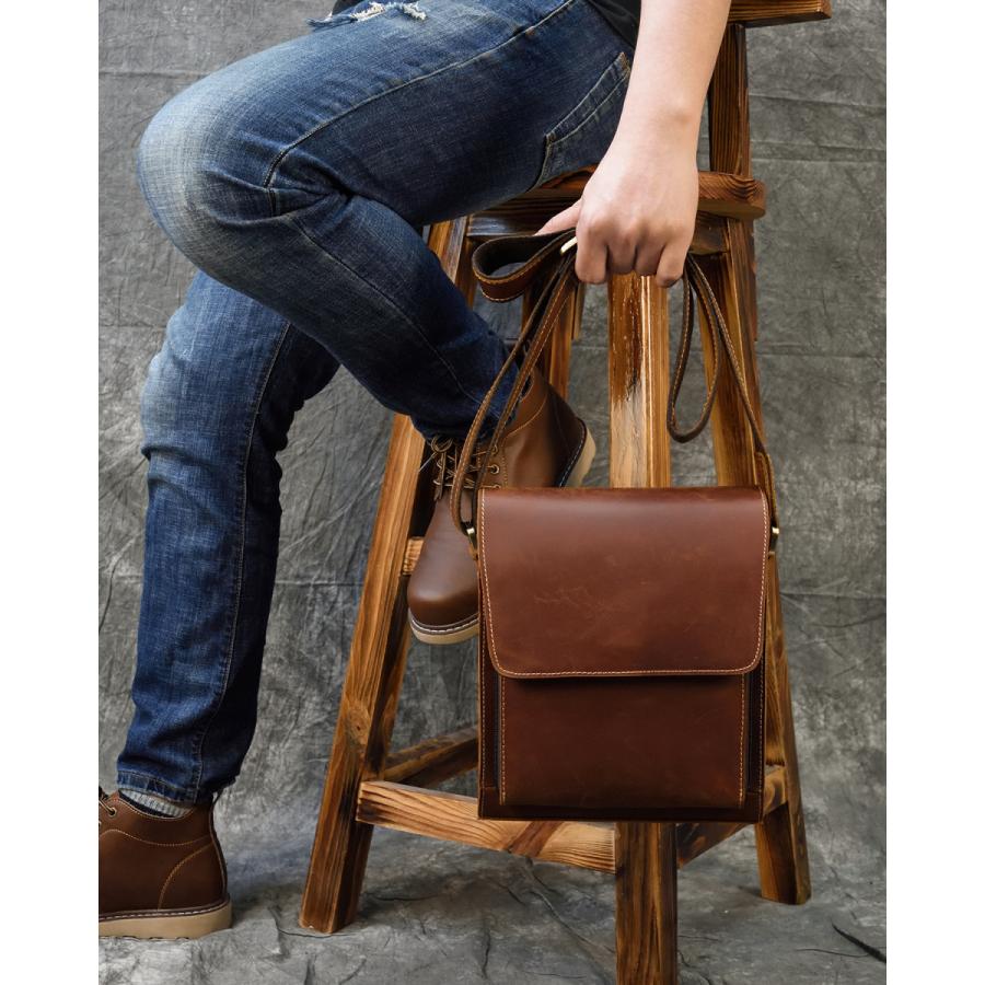 革ショルダーバッグ - バッグ 