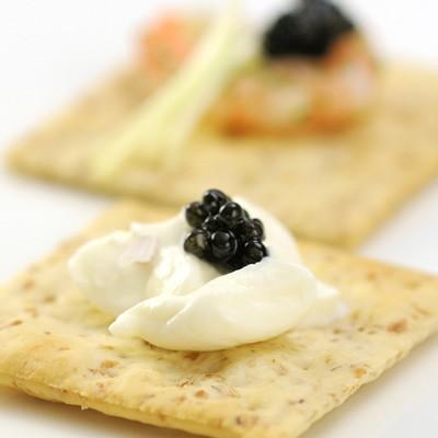 人気ショップが最安値挑戦 口どけが非常になめらかで芳醇な甘み 純国産大粒のフレッシュキャビア シロチョウザメ ポイント消化 日本最大級 Www Muslimaidusa Org