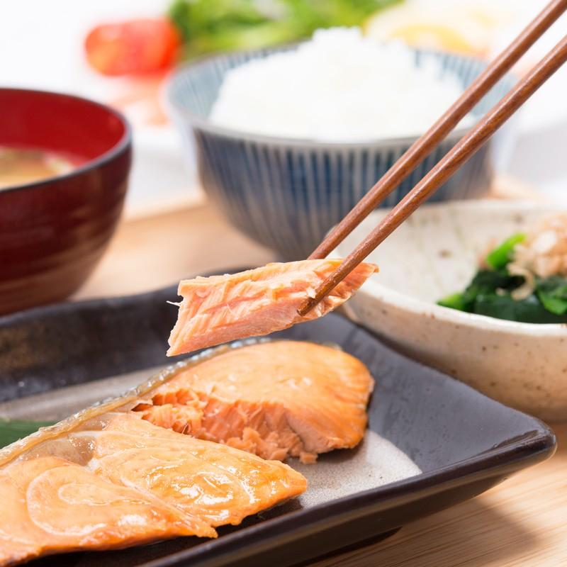 北海道日高沖 解凍するだけ銀聖セット 銀聖 焼き漬し 塩麹焼き スモークサーモン 炙り焼きサーモン 三協水産株式会社 送料無料 ポイント消化 産直お取り寄せニッポンセレクト 通販 Paypayモール