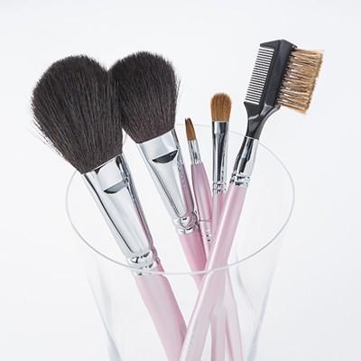 【新品未開封】熊野筆 宮尾 メイクブラシセット 5本入り ピンクパール 新品未使用】熊野筆 宮尾 メイクブラシセット 5本入り ピンク