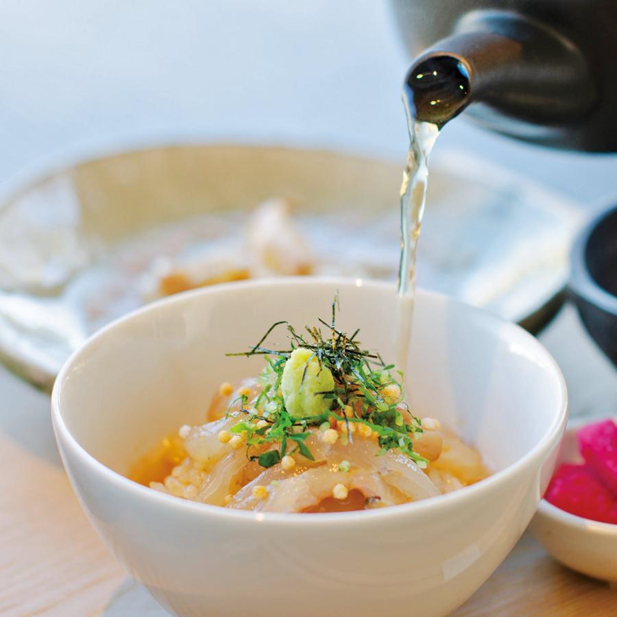 天然真鯛茶漬 4食 お茶漬けの具 高級 冷凍 惣菜 鯛茶漬け お茶漬け 真鯛 国産 軽食 瀬戸内 神奈川 日影茶屋6 264円 今ならほぼ即納