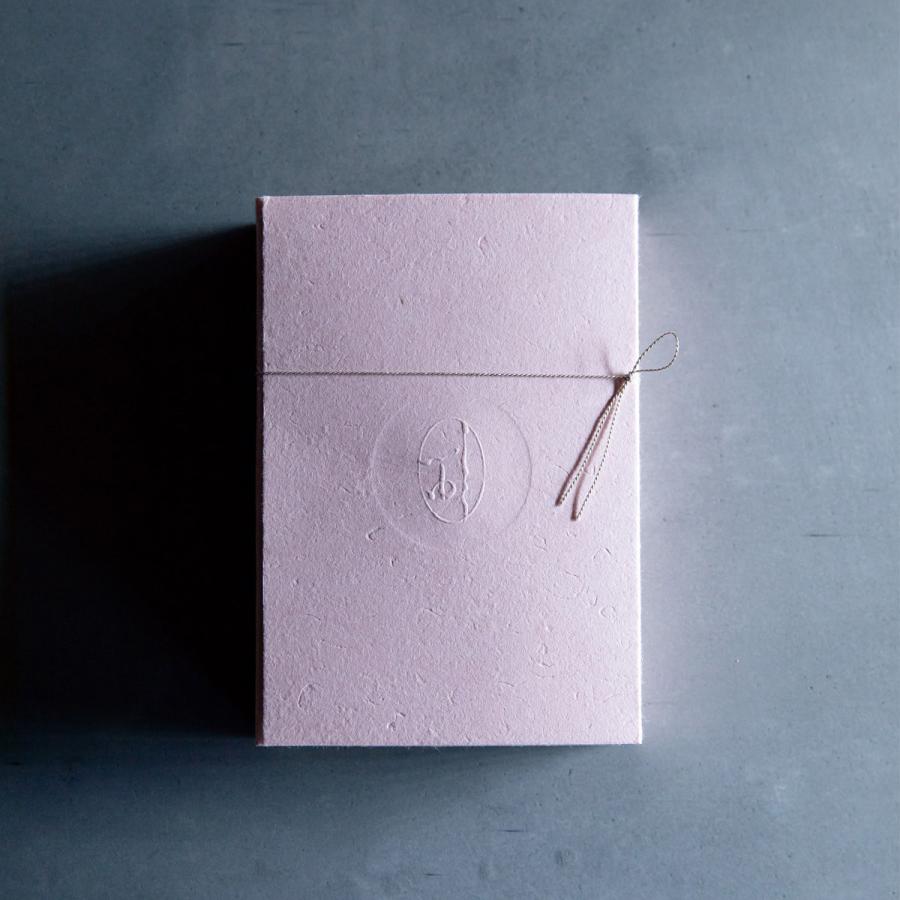 和栗白露 朱華 hanezu 遠見周作 葛ねり モンブラン 桐箱入 スイーツ