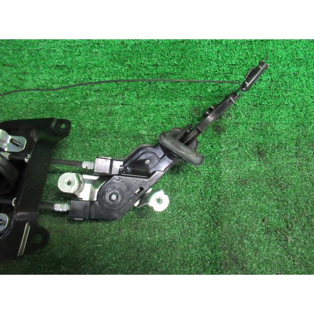 ソリオ DBA-MA15S パワースライド ドア モーター ブラック&ホワイト