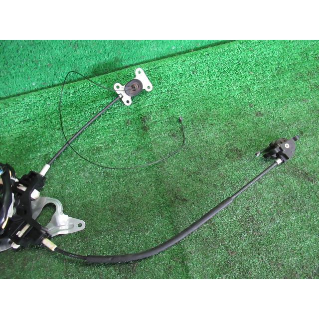 ステップワゴン DBA-RG1 パワースライド ドア モーター G NH624P