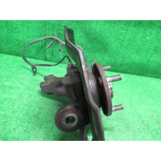 iQ DBA-NGJ10 右 フロント ナックル ハブ ASSY 130G ゴーレザー