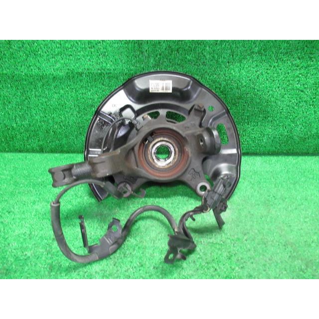 iQ DBA-NGJ10 右 フロント ナックル ハブ ASSY 130G ゴーレザー