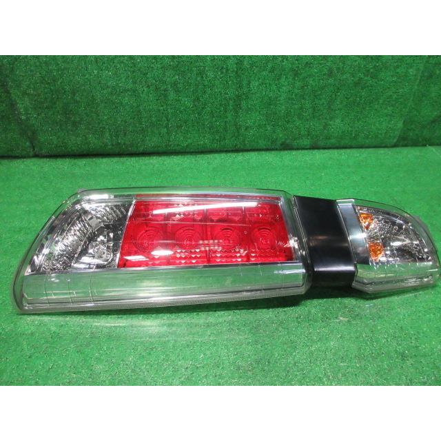 N-WGN N−WGN DBA-JH1 右 テール ランプ G NH875P プレミアム