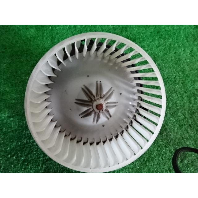 モビリオスパイク CBA-GK1 ヒーターブロアモーター 1500 W B92P ナイト  