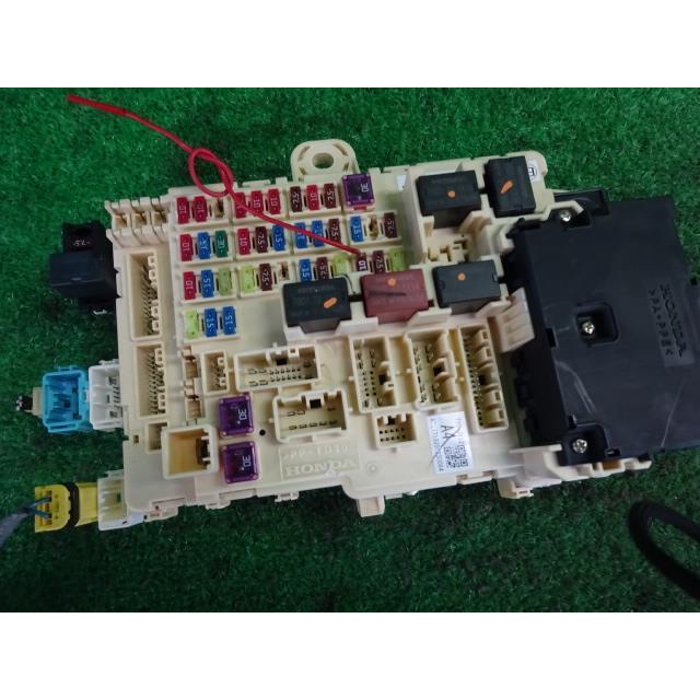 N-BOX N−BOX DBA-JF2 ヒューズ ボックス 660 G NH624P プレミアム