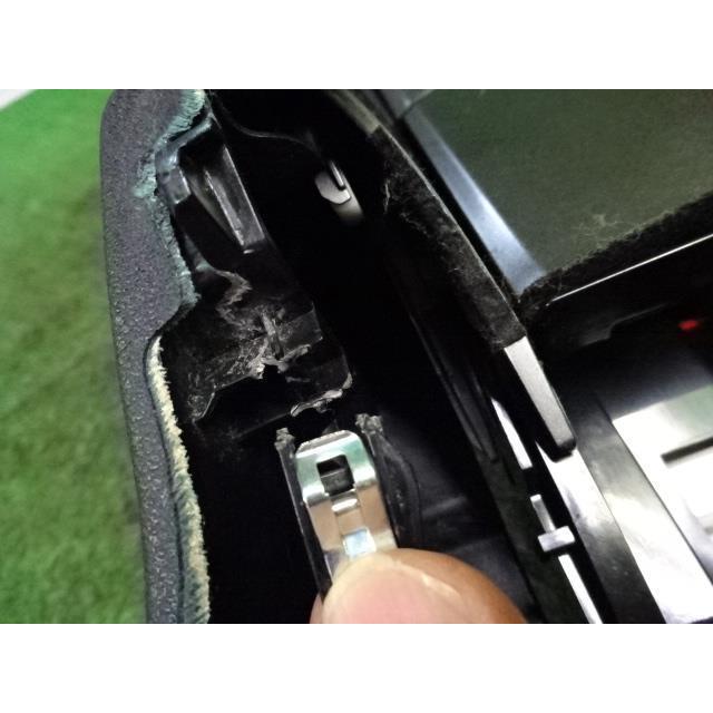 レクサス（LEXUS） IS DBA-GSE20 コンソール ボックス 077 ホワイト
