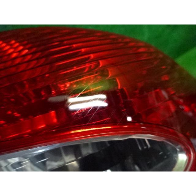 ベンツ Eクラス GH-211061 右 テール ランプ 2600 E240 シルバー