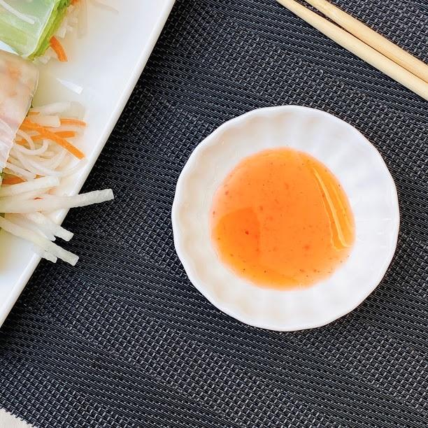 醤油皿 小皿 白磁 陶器 ポーセラーツ 食器 おしゃれ 7 5cm 菊花 豆皿 醤油 薬味 タレ入れ 小さい お皿 シンプル アウトレット 陶磁器専門西田 通販 Yahoo ショッピング