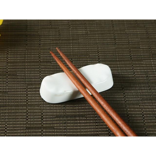 箸置き おしゃれ かわいい 枕型 カトラリーレスト スプーン置き 白磁 陶器 ポーセラーツ 小さい 無地 シンプル カフェ 陶磁器専門西田 通販 Yahoo ショッピング