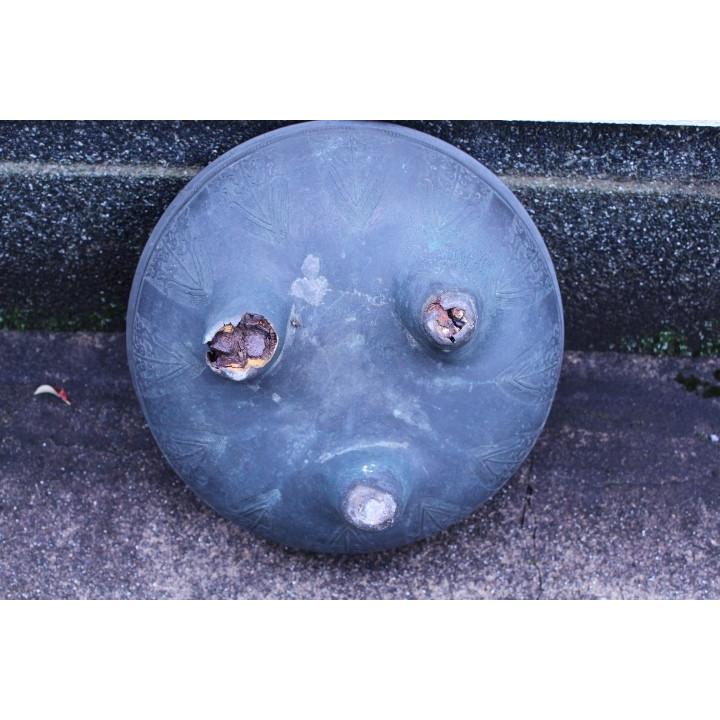 青銅製水盤