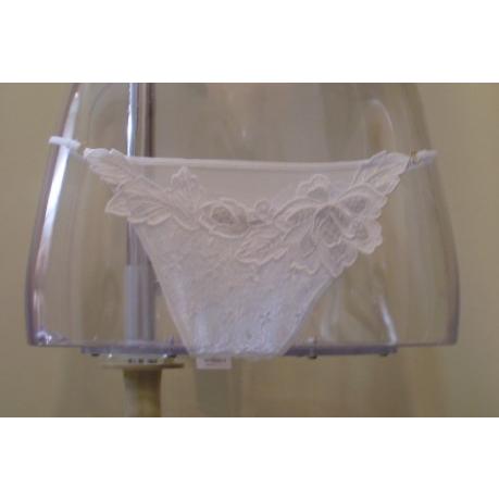 細目ループとホワイト華やかさブラックセクシー 際立つチュールレース Tバックトレフルワコール日本製 Pbf464 日専連 沼津ドットコム 通販 Yahoo ショッピング