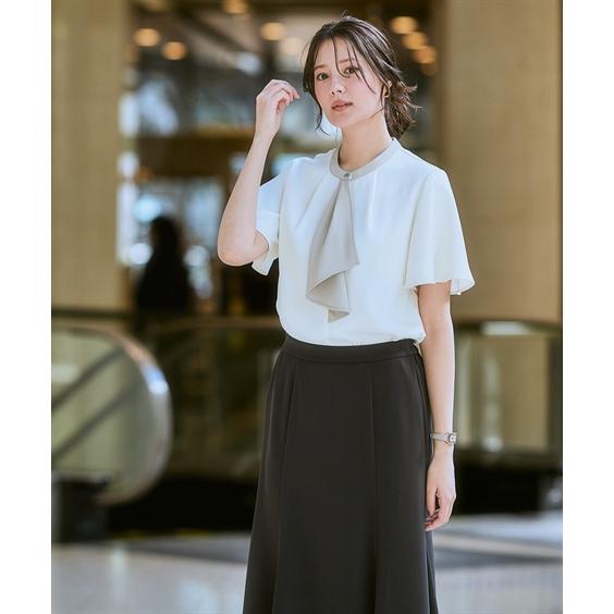 極美品♪グレースクラス シルク100％ボウタイブラウス 総柄 とろみシャツ 極美品♪グレースクラス シルク100％ボウタイブラウス 総柄 とろみ