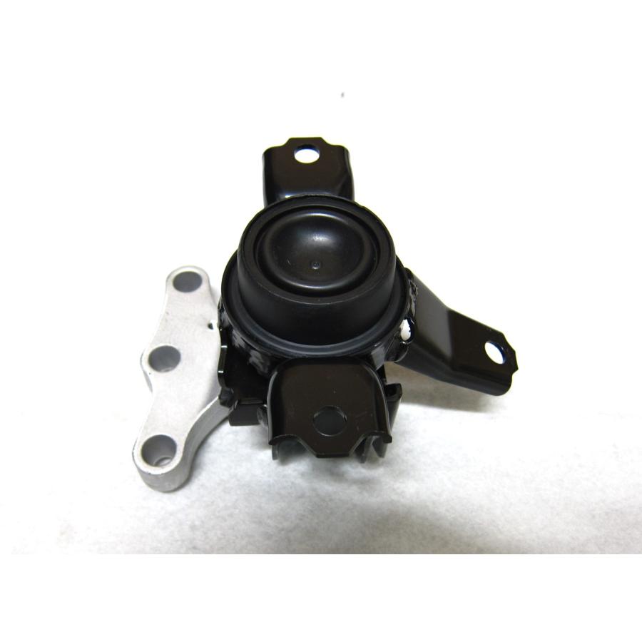 スペーシアカスタム MK32S エンジンマウントRH 11610-65R00 スペーシアカスタム MK32S エンジンマウントRH 11610-65R00