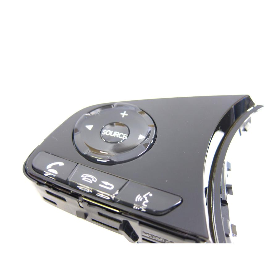 N-BOX JF3 オーディオリモートスイッチASSY 35880-TKR-J11