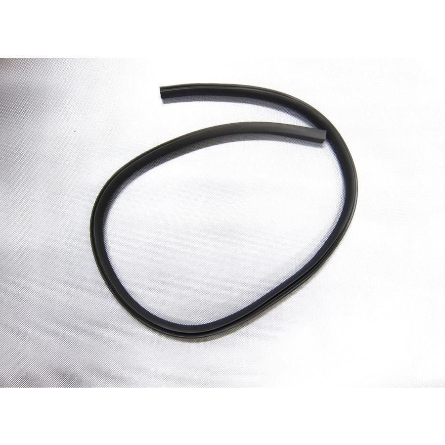 フロントドアオープニングトリムLH（助手席側｜黒） 62313-B2480-C0