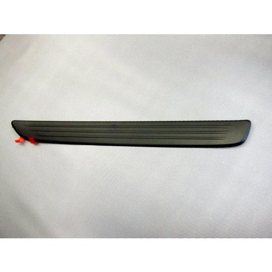 フロントスカッフプレート左 G46L687F0A02 マツダ純正部品