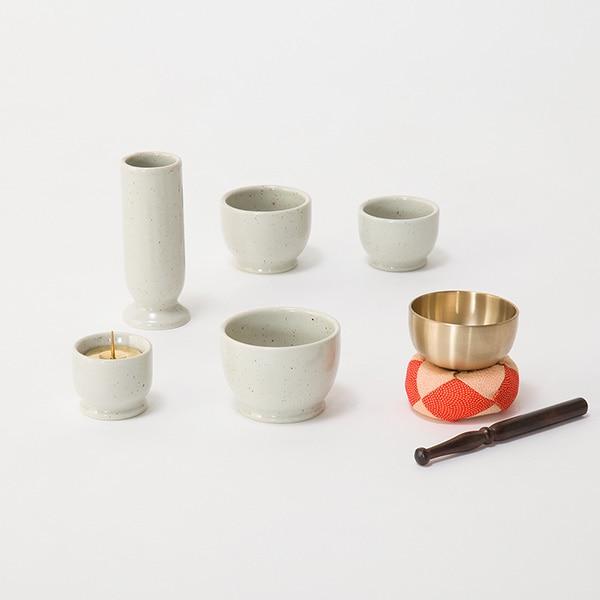 ニトリ 仏具(五具足・りん)セット(SY01 白) : ニトリ Yahoo!店 ニトリ 仏具(五具足・りん)セット(SY01 白) : ニトリ Yahoo!店