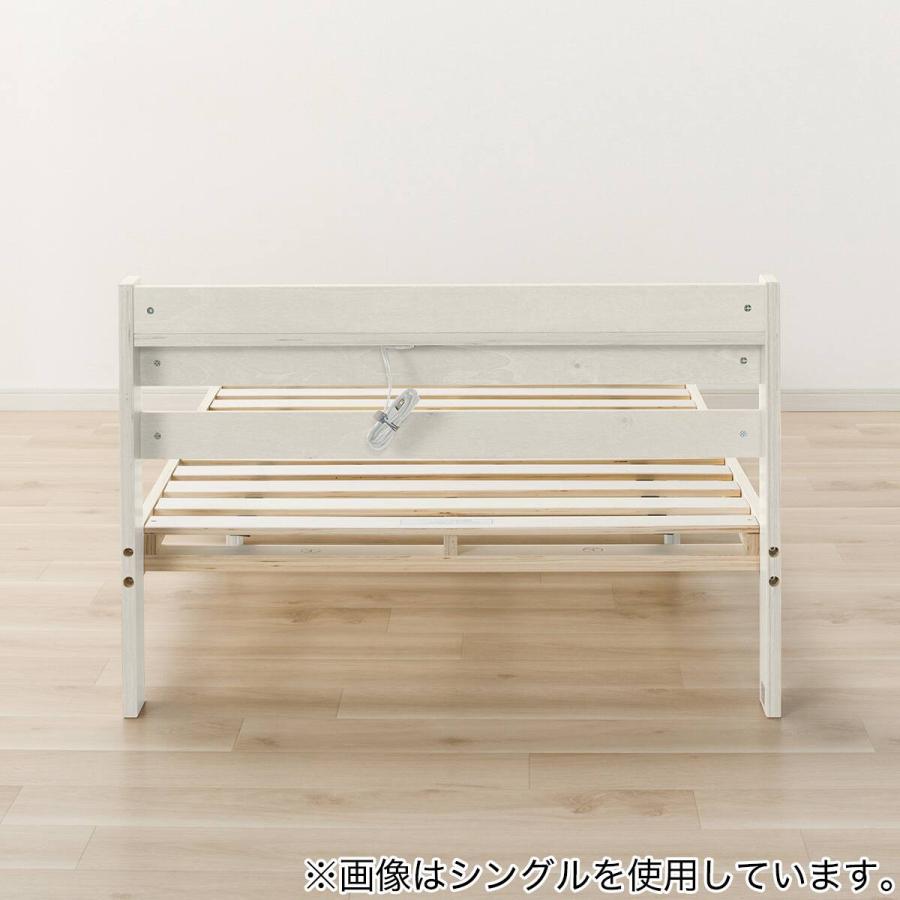 ニトリ（NITORI） セミダブルベッドフレーム(WD101 SL 棚・コンセント