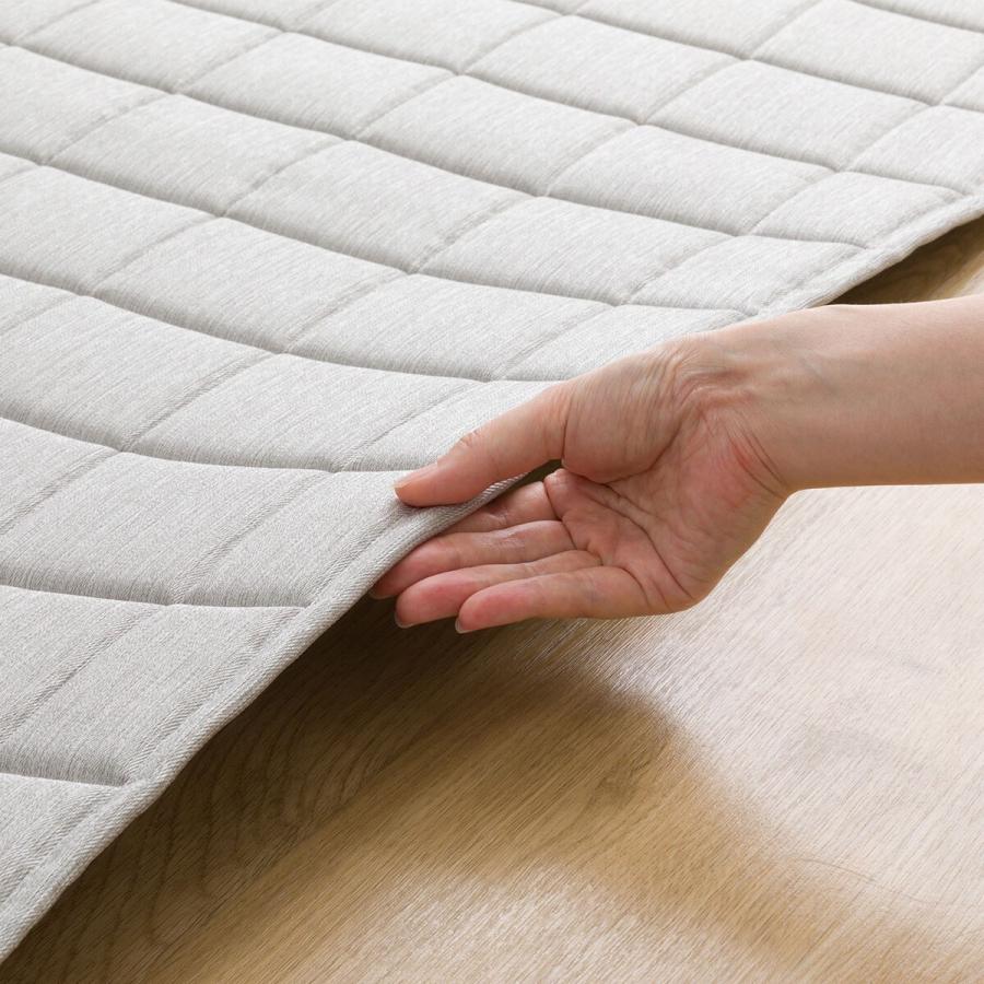 ニトリ（NITORI） 引っかき傷に強い洗えるラグ(200X240 GY NS01