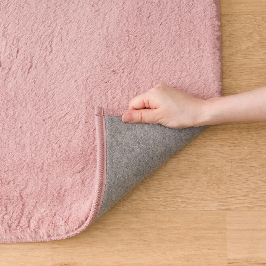 ニトリ（NITORI） ふんわり、なめらか上質な肌ざわりのラグ(ウサギラグ