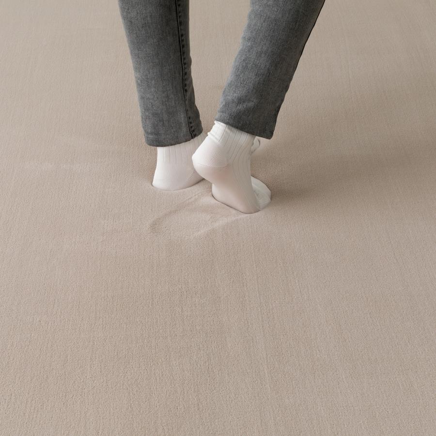 ニトリ（NITORI） ラグ ラグマット カーペット 極厚 30mm ウレタン入り