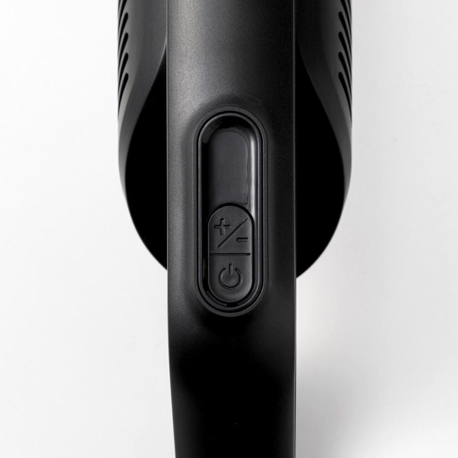 ニトリ コードレススティッククリーナー (EY101SC ブラック