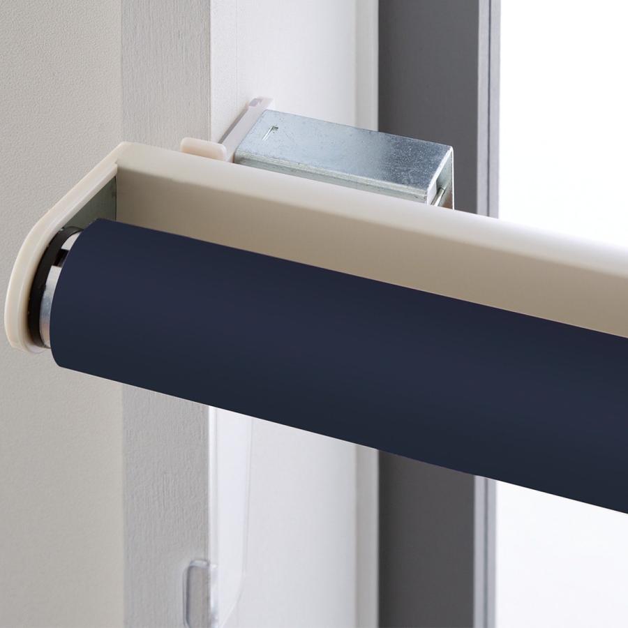 ニトリ　つっぱり遮光ロールスクリーン RS06 WH 135×200 楽天市場】つっぱり遮光ロールスクリーン(RS06) ニトリ 【玄関先迄納品