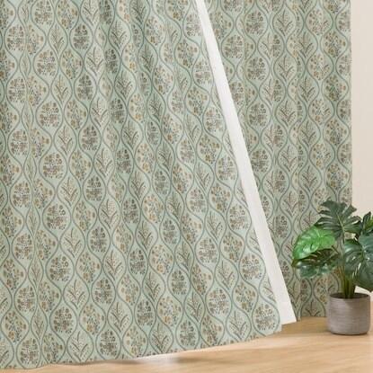 ニトリ（NITORI） 裏地付き遮光1級・遮熱カーテン(PK040 グリーン