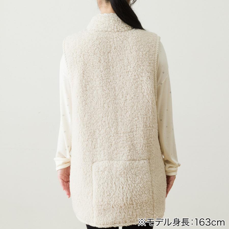 ニトリ すっぽり収納 着る毛布(Nウォーム ボア ベスト LBE