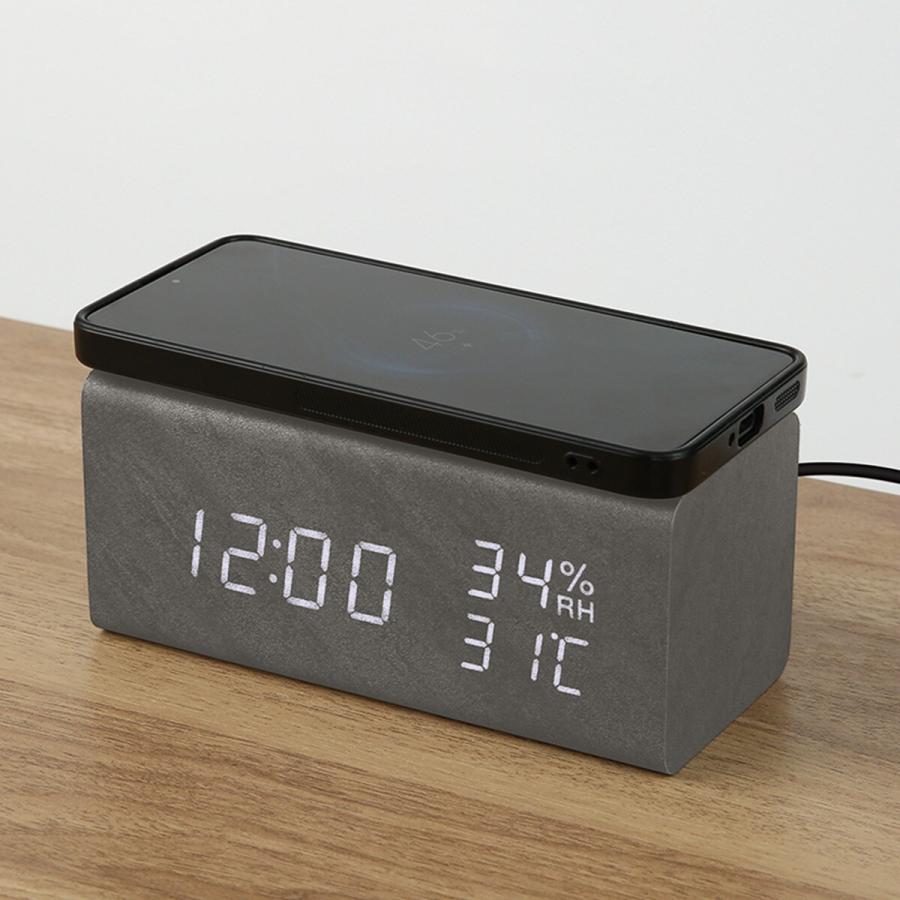 ニトリ（NITORI） 置くだけスマホ充電LED時計(ブラック 003HT