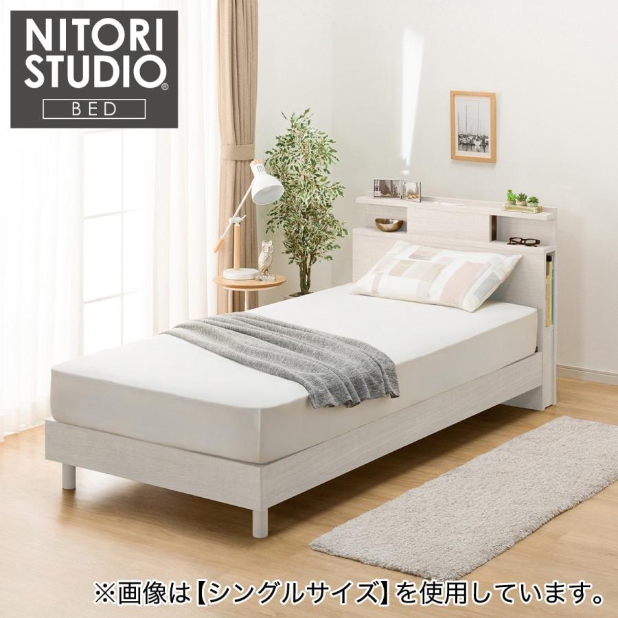 ニトリ（NITORI） ベッドフレーム セミダブル 棚・サイド収納・照明