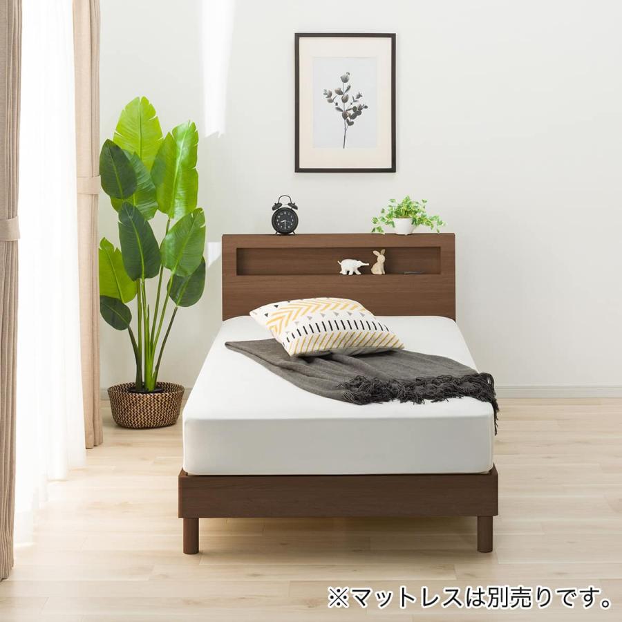 ニトリ（NITORI） シングルベッドフレーム(ヘンリック 棚・コンセント