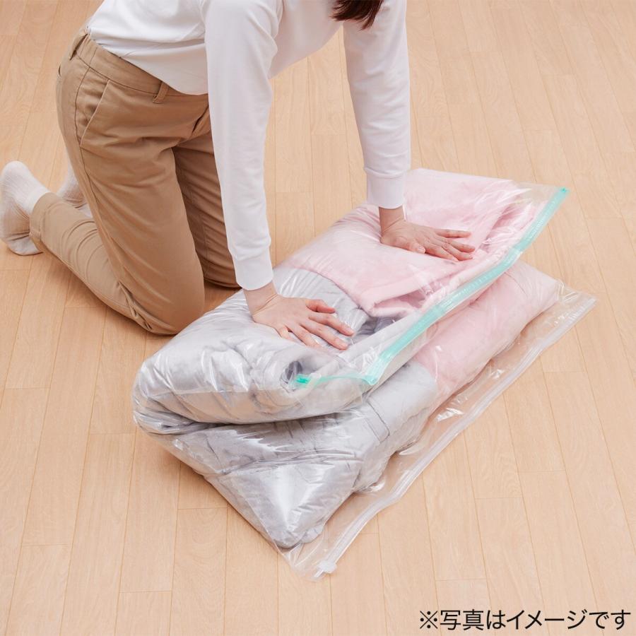 ニトリ（NITORI） 防ダニ手押し圧縮袋(S 毛布・タオルケット用