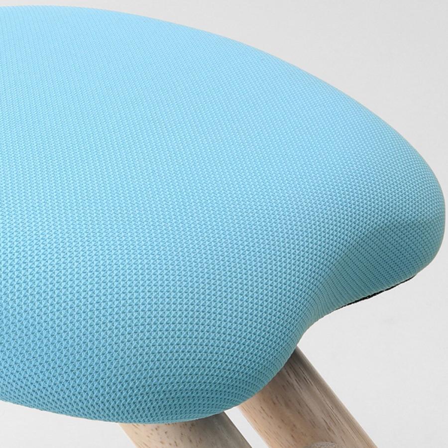 ニトリ 北欧風スタイルチェア (LBL) バランスチェア 学習椅子