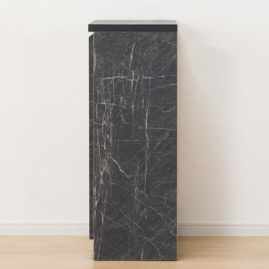 靴棚　靴掛け　ブラック　大理石調　オシャレ ニトリ（NITORI） 大理石調シューズラック(ロータイプ 幅60cm ブラック