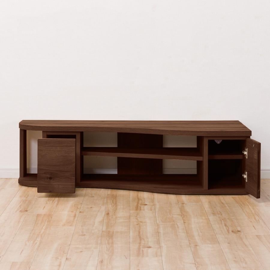 ニトリ（NITORI） コーナー有効活用 流線形テレビボード(右寄せタイプ