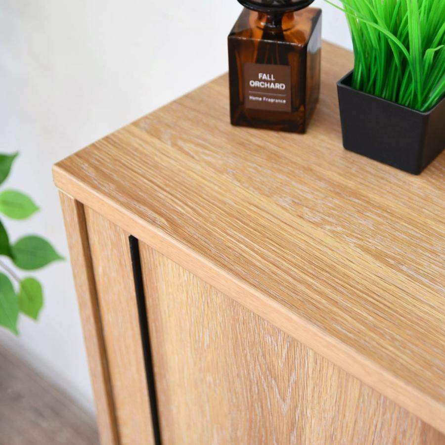 ニトリ（NITORI） カウンター下やリビングにも使える薄型キャビネット