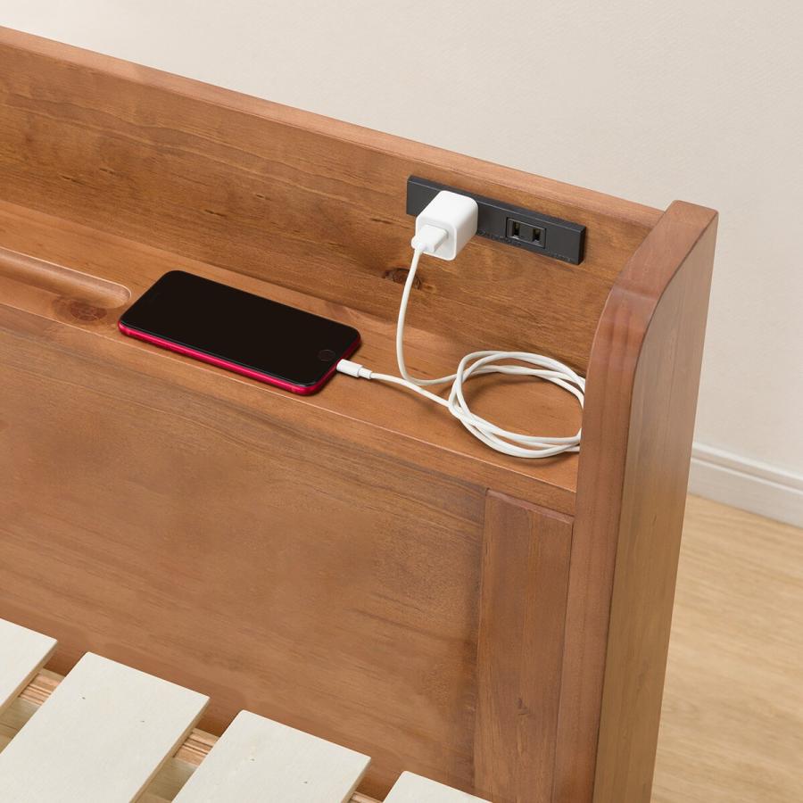 ニトリ（NITORI） ベッド ダブル 頑丈こぼれ止め棚付きベッドフレーム