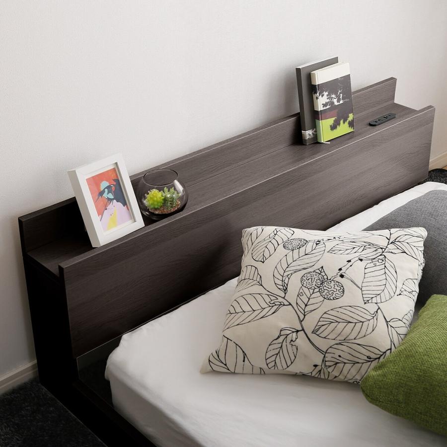 ニトリ（NITORI） セミダブル 宮・コンセント付き北欧調フロアベッド