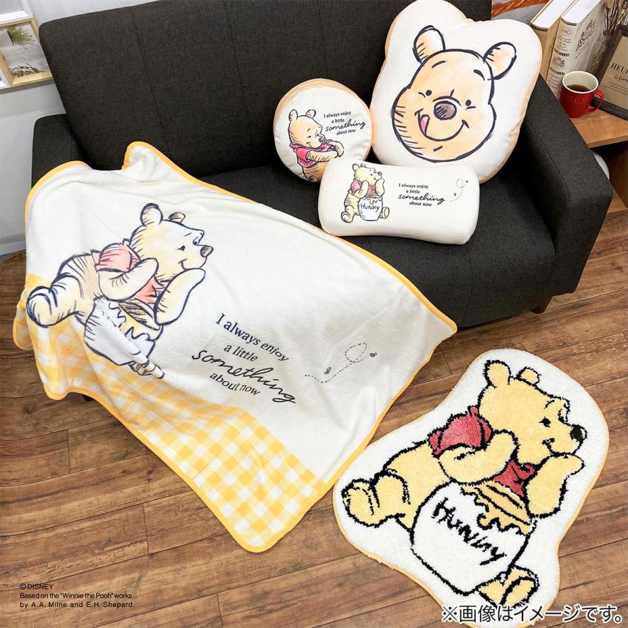 ニトリ（NITORI） くまのプーさん インテリアマット ハニー オレンジ