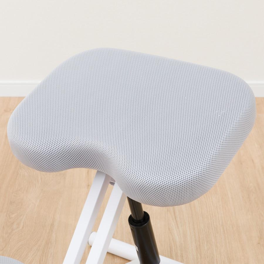 ニトリ バランスチェア(JB23 WH) ワークチェア デスクチェア オフィス